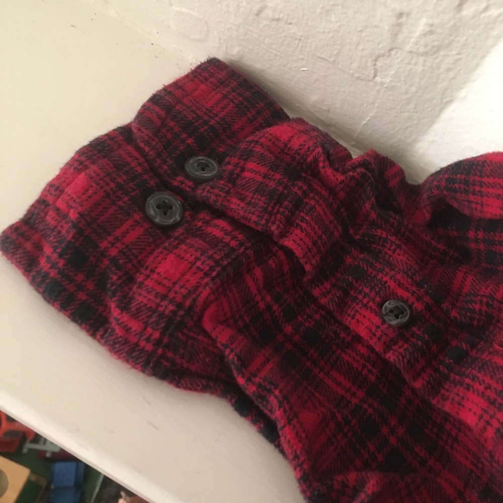 Red & Black Plaid Flannel 100% Cotton Shirt - Picture 4 of 6